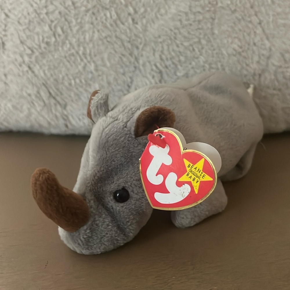 Ty beanie baby Spike the rhinoceros! Rare!